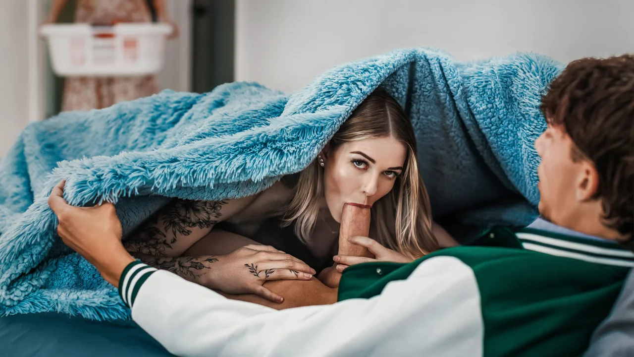 FamilyStrokes – [] – Rate How I Fuck – Taking First in My Stepbro’s Sex Rankings/ Aubree Blaire, Naomi Ryder, Place